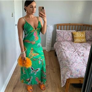 H&M V neck slip style dress